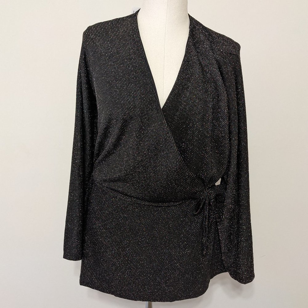 NWT Lane Bryant Sparkly Wrap Top Size 22/24/3X
